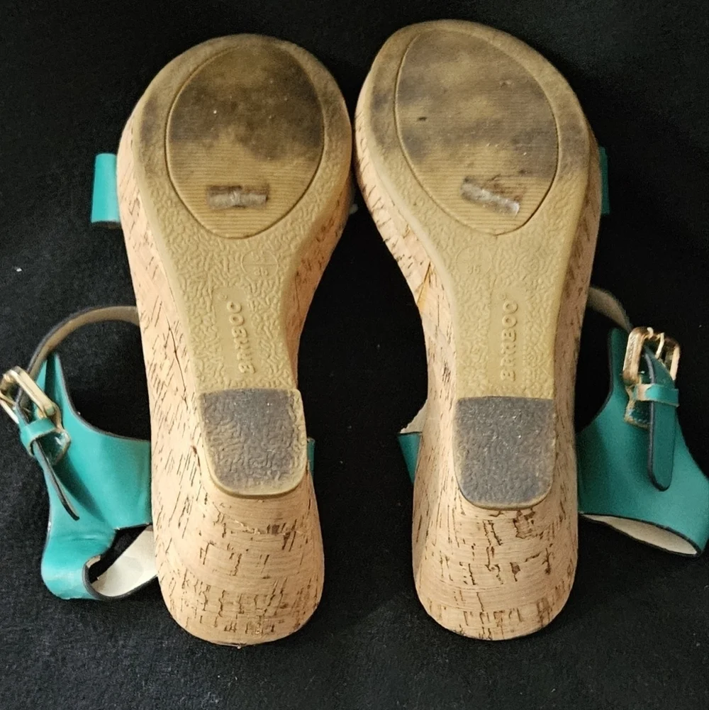BAMBOO Teal Green Wedge Sandals with Cork Sole - Size 5.5